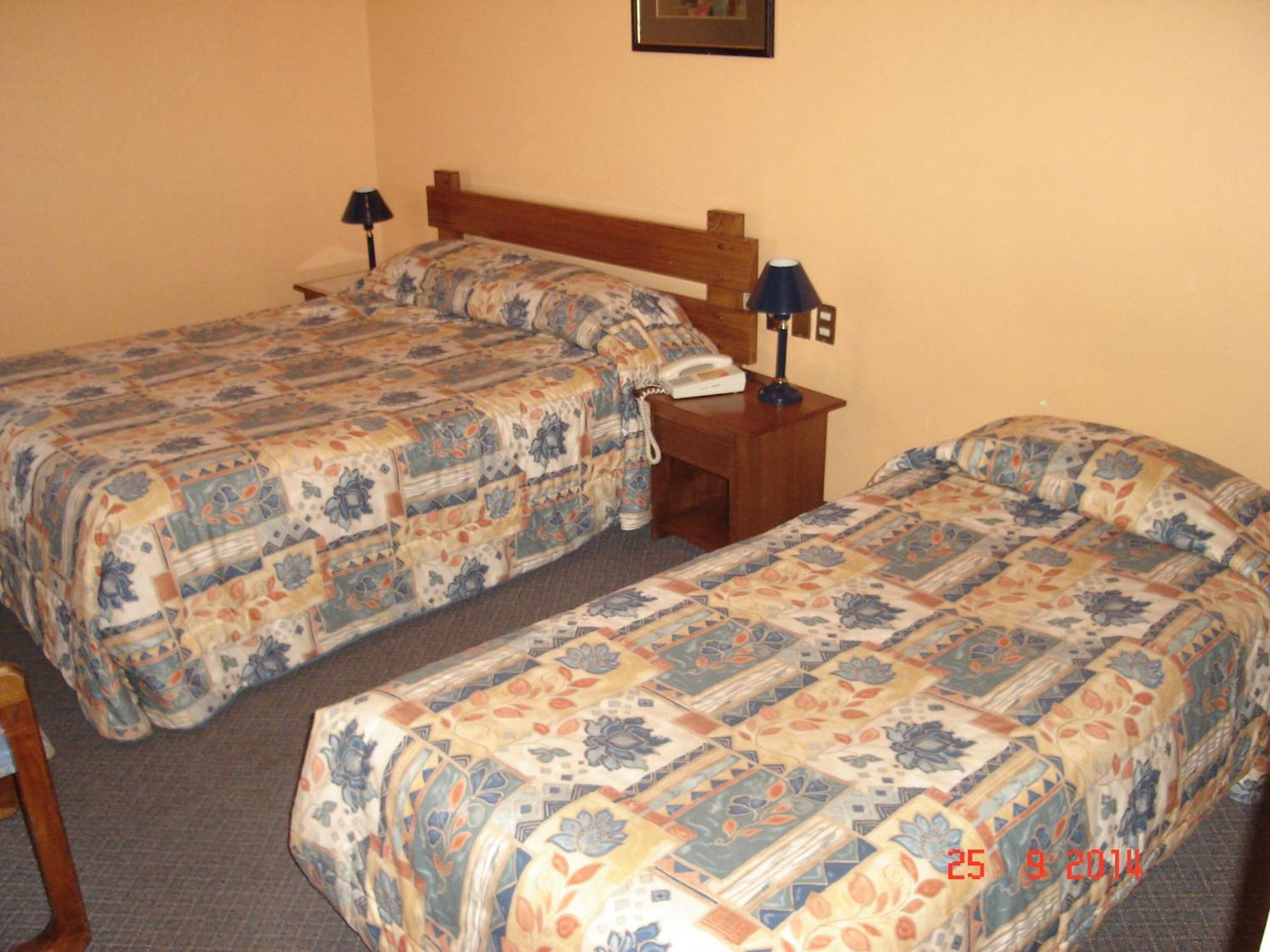 Hotel Alicante Чильян Номер фото