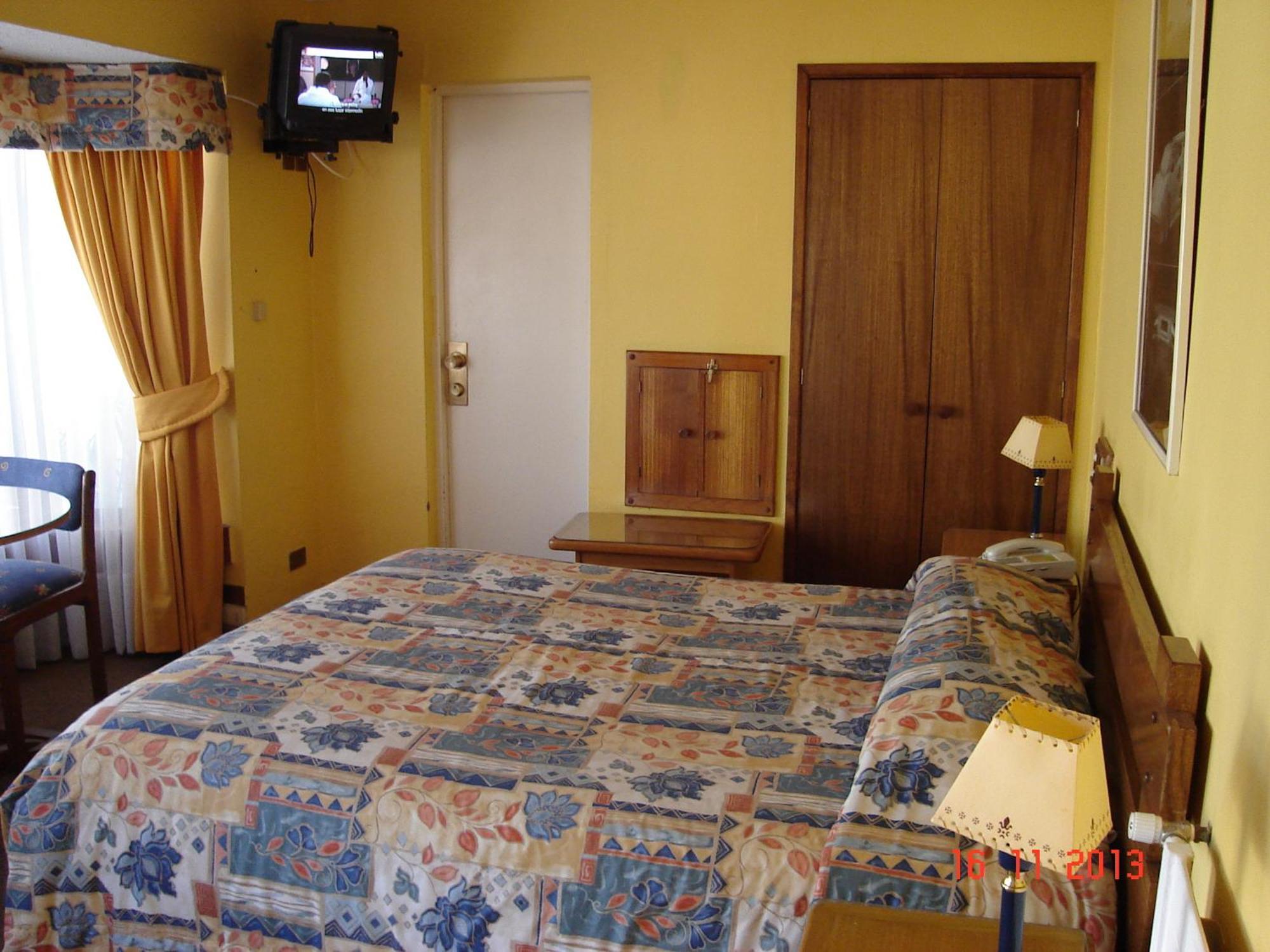 Hotel Alicante Чильян Номер фото