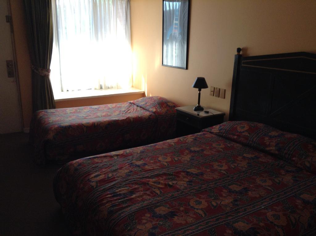 Hotel Alicante Чильян Экстерьер фото